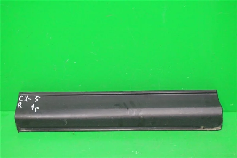 Молдинг двери MAZDA CX5 - 2017