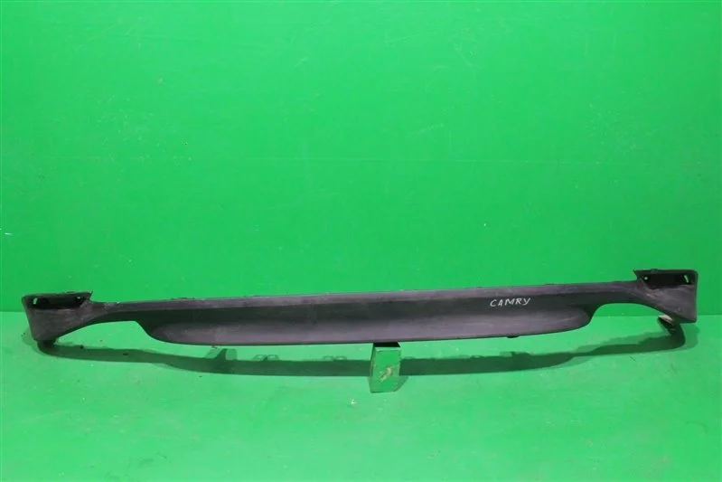 Юбка бампера Toyota Camry 2017-нв 8 XV70