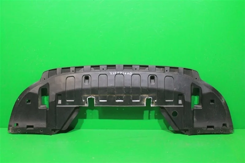 Пыльник бампера (двигателя) MITSUBISHI OUTLANDER 2012-нв 3