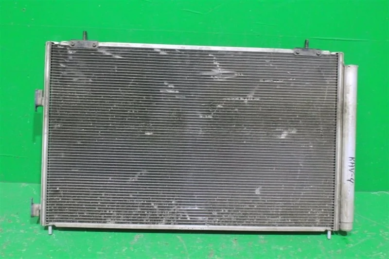 Радиатор кондиционера TOYOTA RAV4 2012-2019 CA40