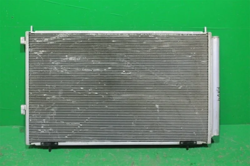 Радиатор кондиционера TOYOTA RAV4 2012-2019 CA40