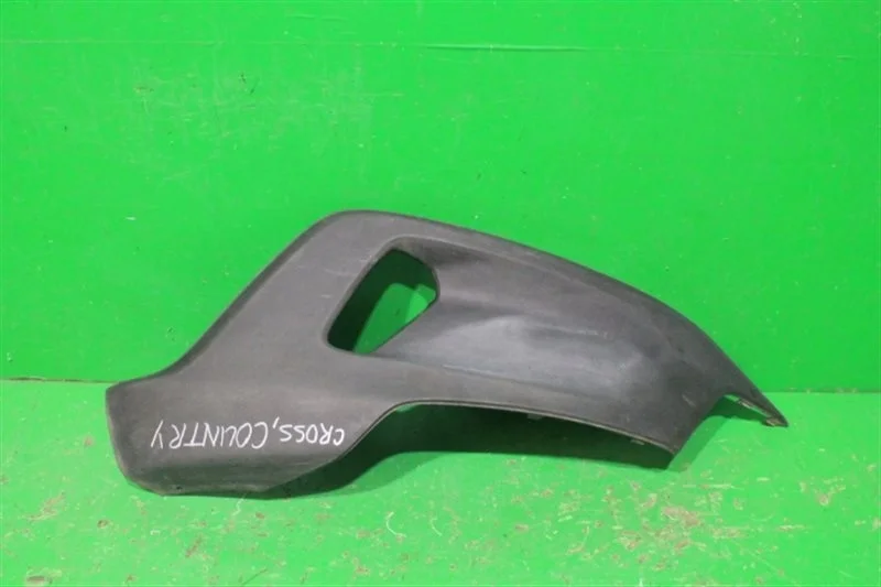 Окантовка птф VOLVO V40 Cross Country 2012-2019