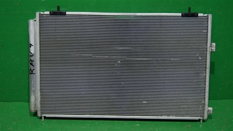 Радиатор кондиционера TOYOTA RAV4 2012-2019 CA40