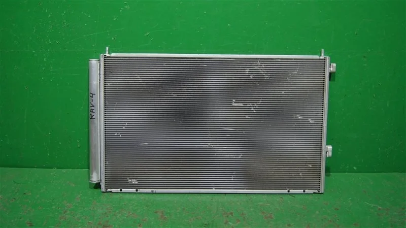 Радиатор кондиционера TOYOTA RAV4 2012-2019 CA40