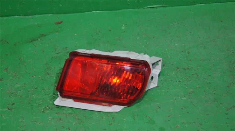 Фонарь противотуманный TOYOTA LAND CRUISER PRADO 2009-нв 150