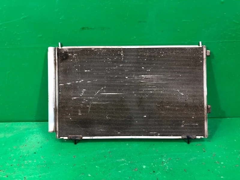 Радиатор кондиционера TOYOTA RAV4 2012-2019 CA40