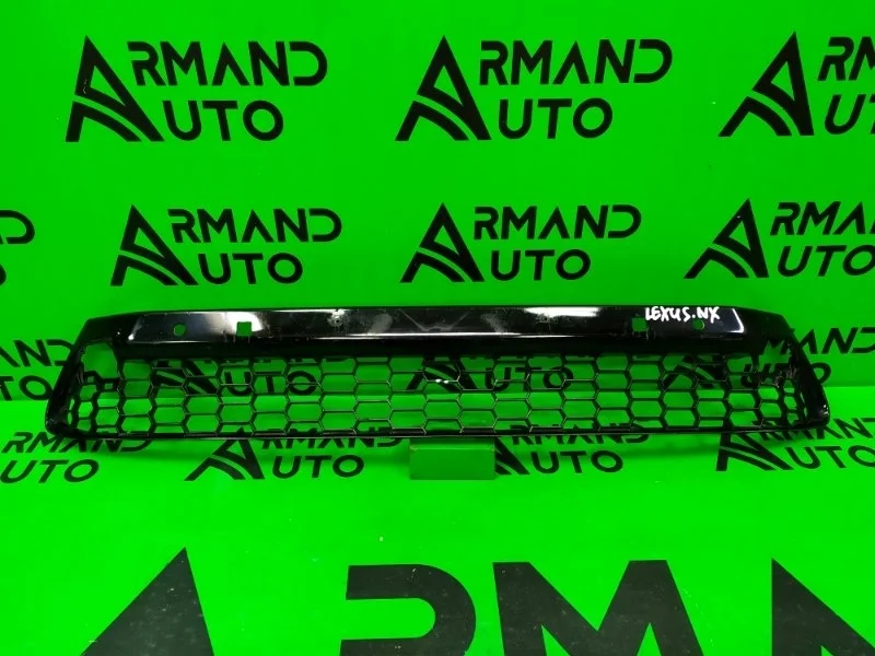 Решетка бампера LEXUS NX 2014-2017