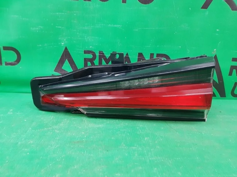 Фонарь внутренний LEXUS NX 2017-2021