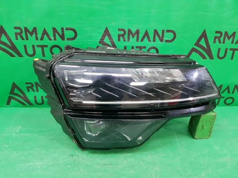Фара SKODA KAROQ 2017