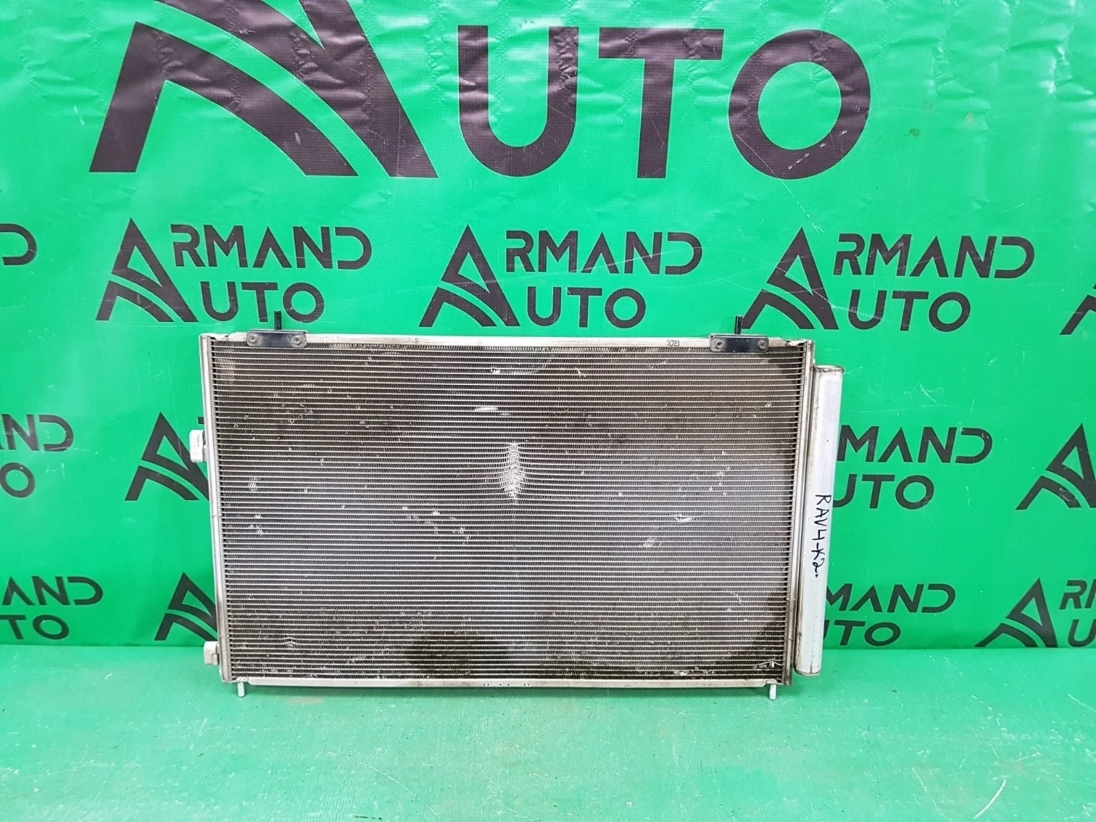 Радиатор кондиционера TOYOTA RAV4 2012-2019 CA40