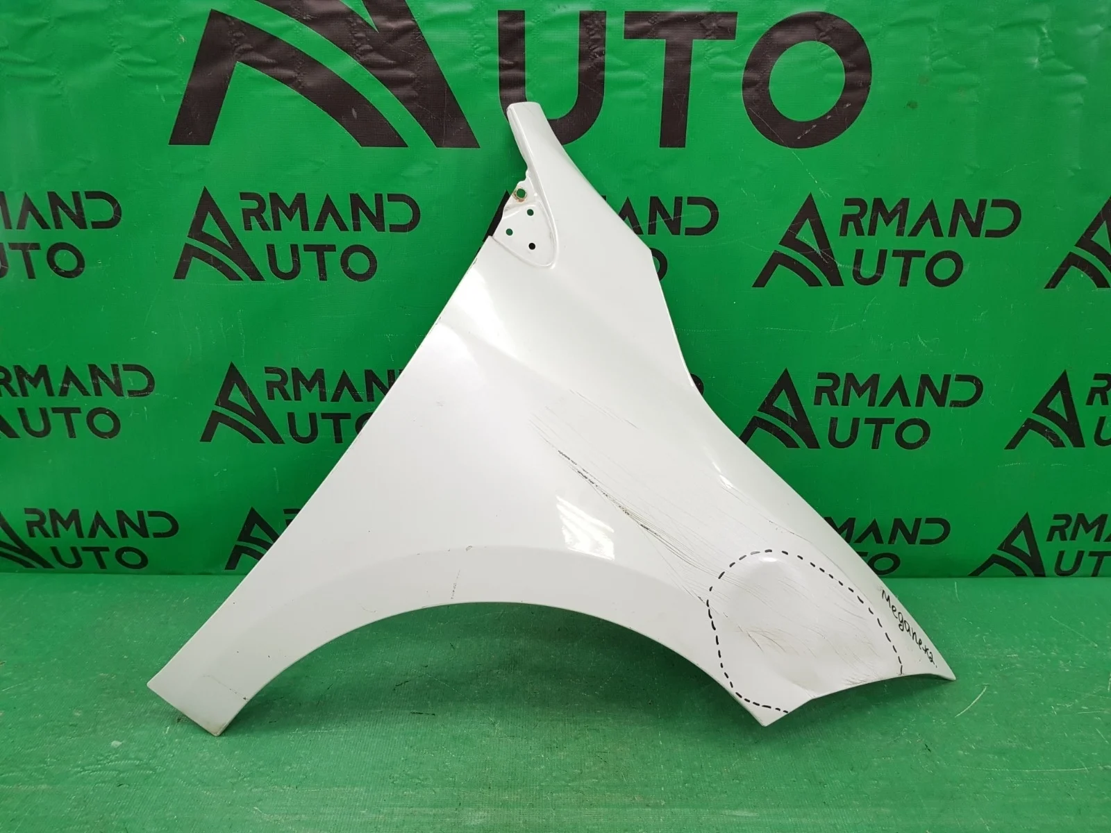 Крыло RENAULT MEGANE 2008-2016 3