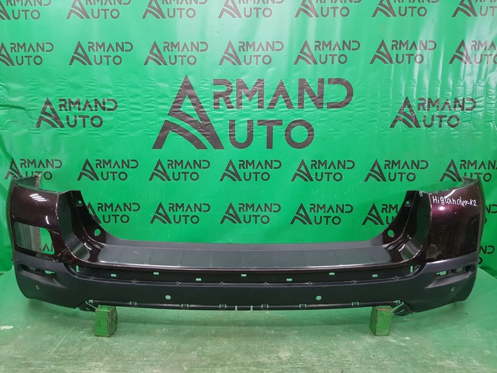 Бампер TOYOTA HIGHLANDER 2010-2013 U40