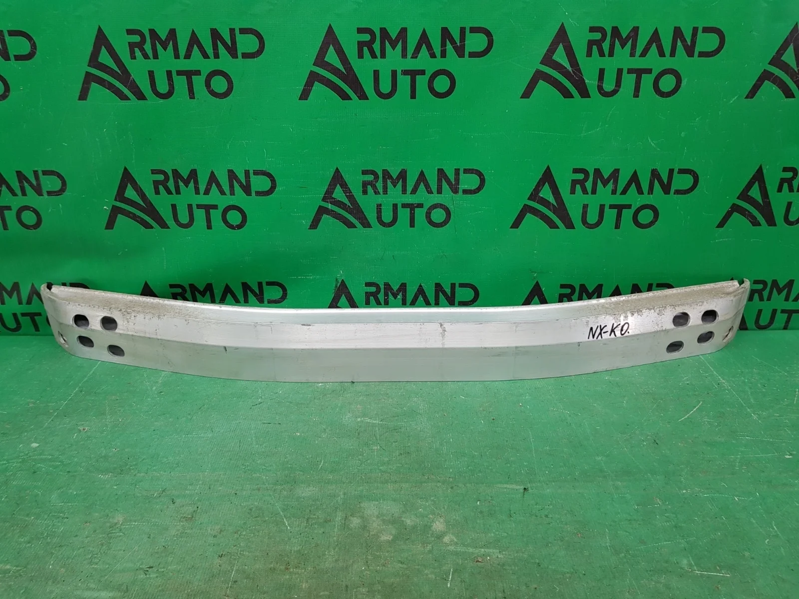 Усилитель бампера LEXUS NX 2014-2021