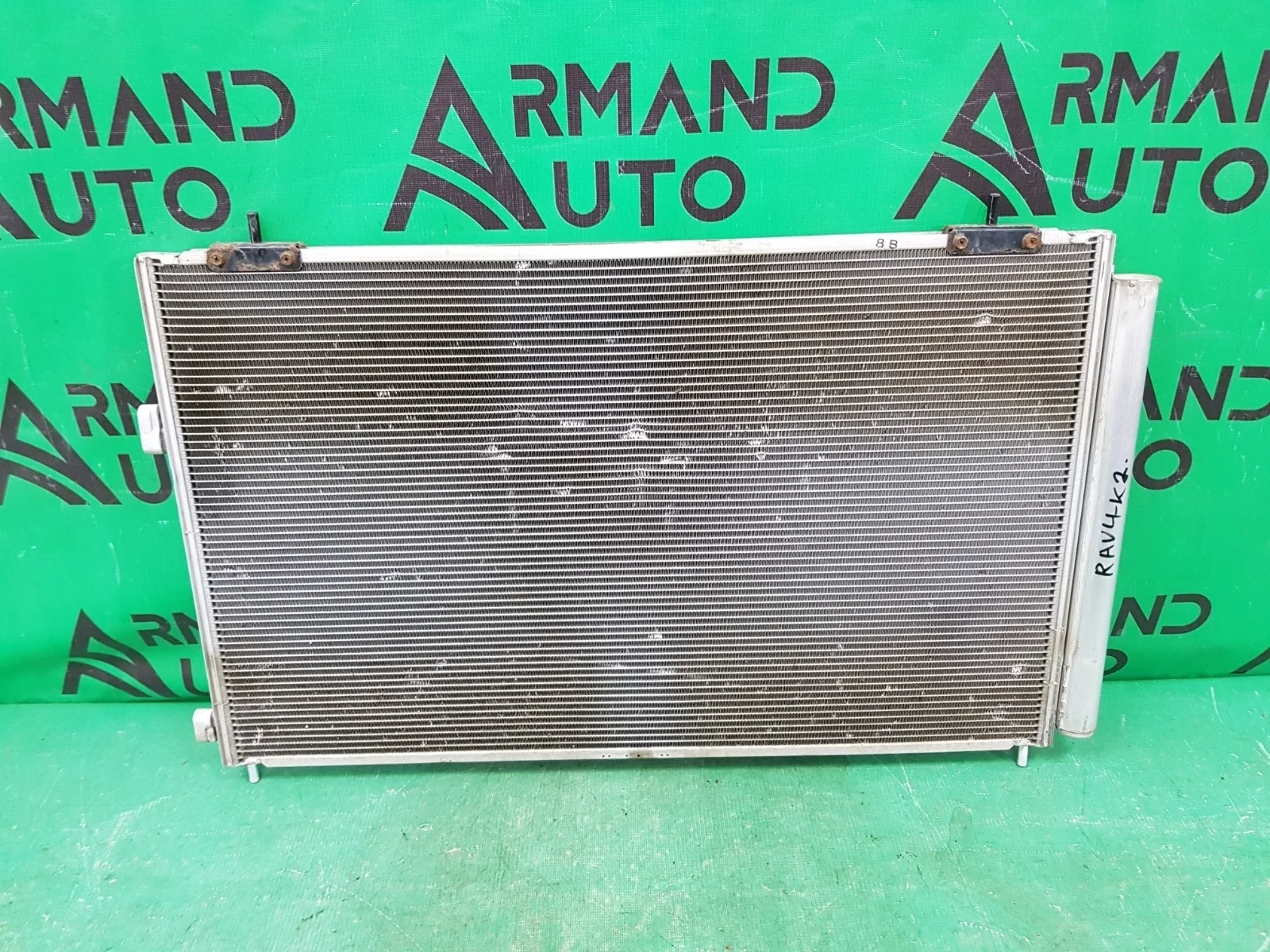 Радиатор кондиционера TOYOTA RAV4 2012-2019 CA40