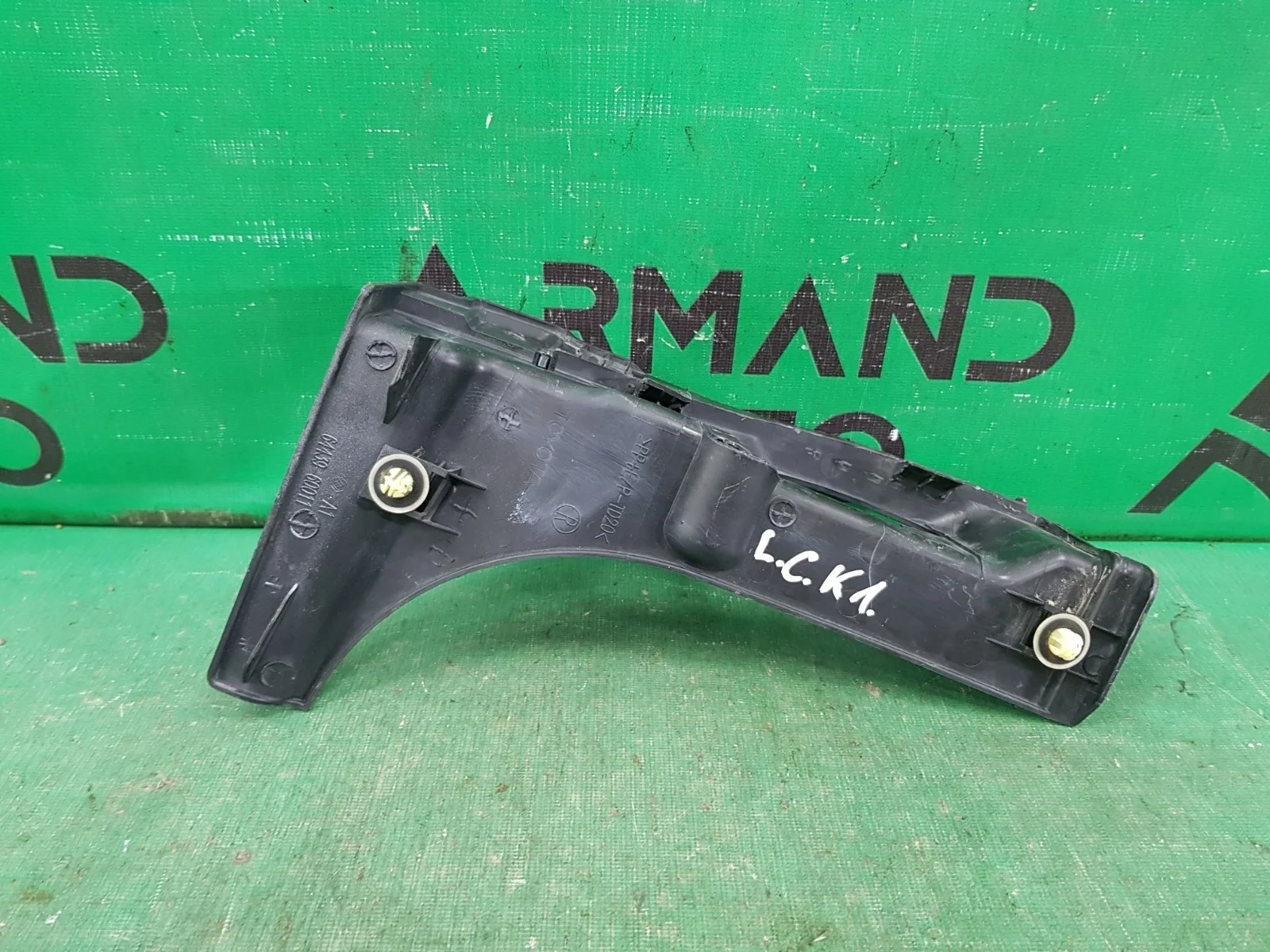 Обшивка багажника TOYOTA LAND CRUISER 2007-2021