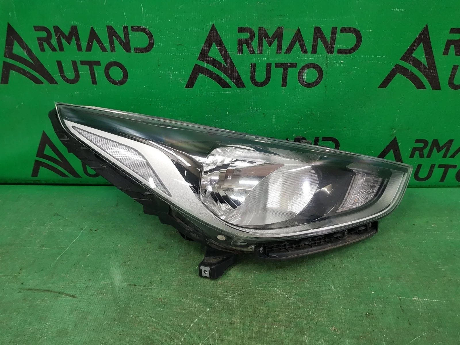 Фара HYUNDAI SOLARIS 2017