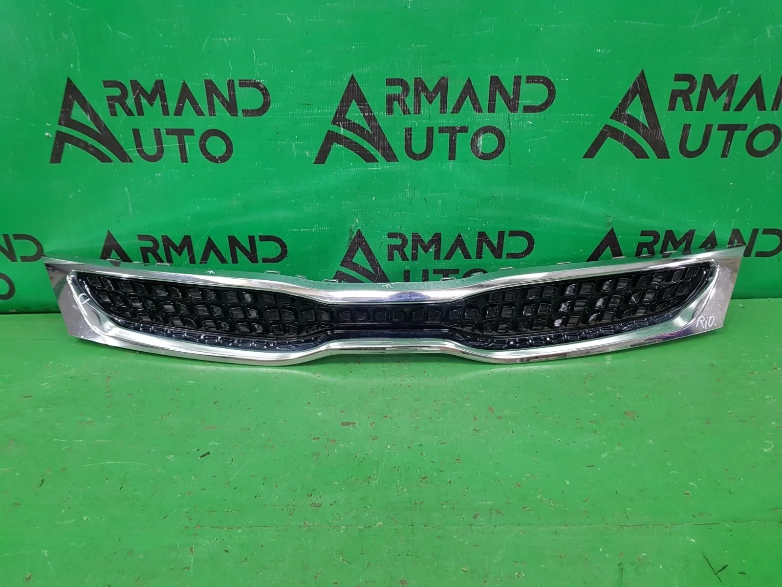 Решетка радиатора KIA RIO 2017-2020 4 FB