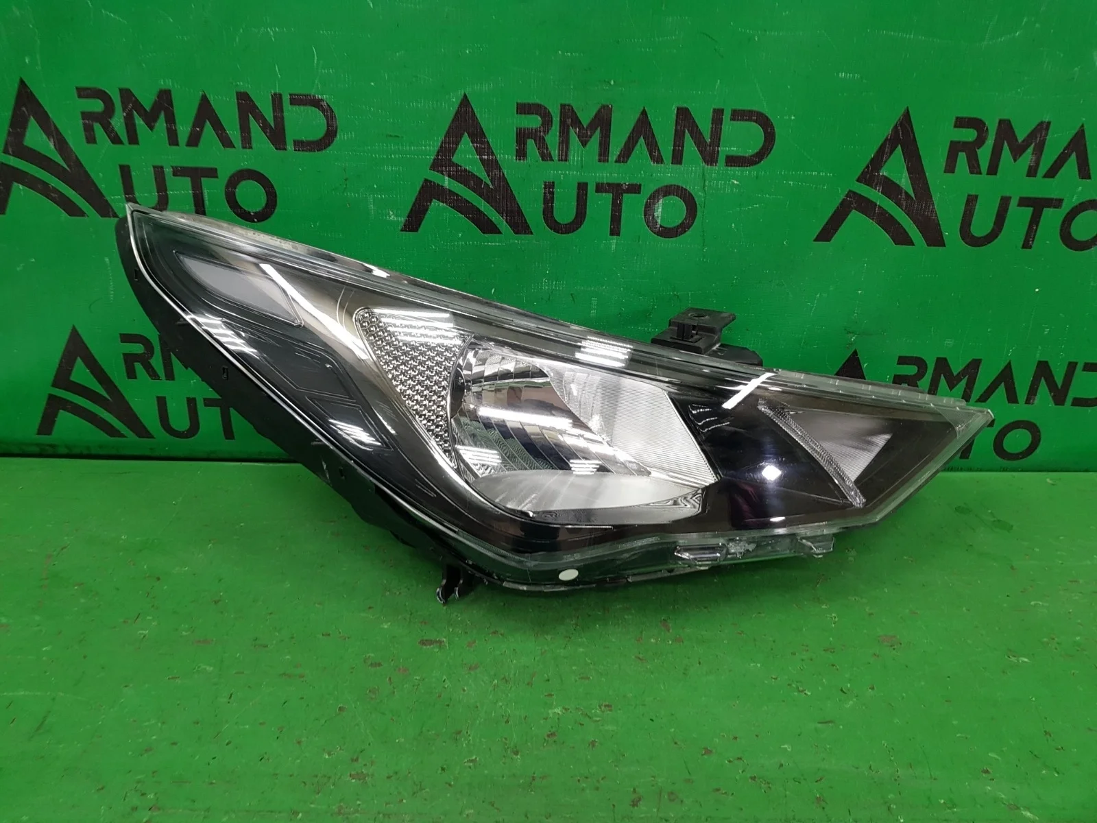 Фара HYUNDAI SOLARIS 2020