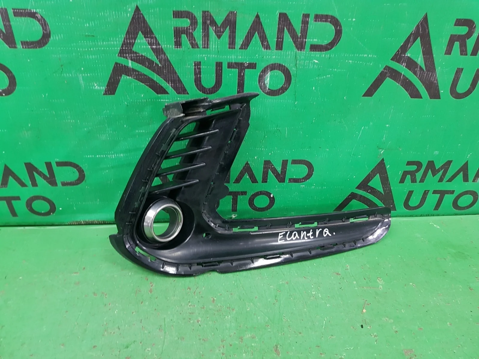 Окантовка птф HYUNDAI ELANTRA 2015-2019 6 AD