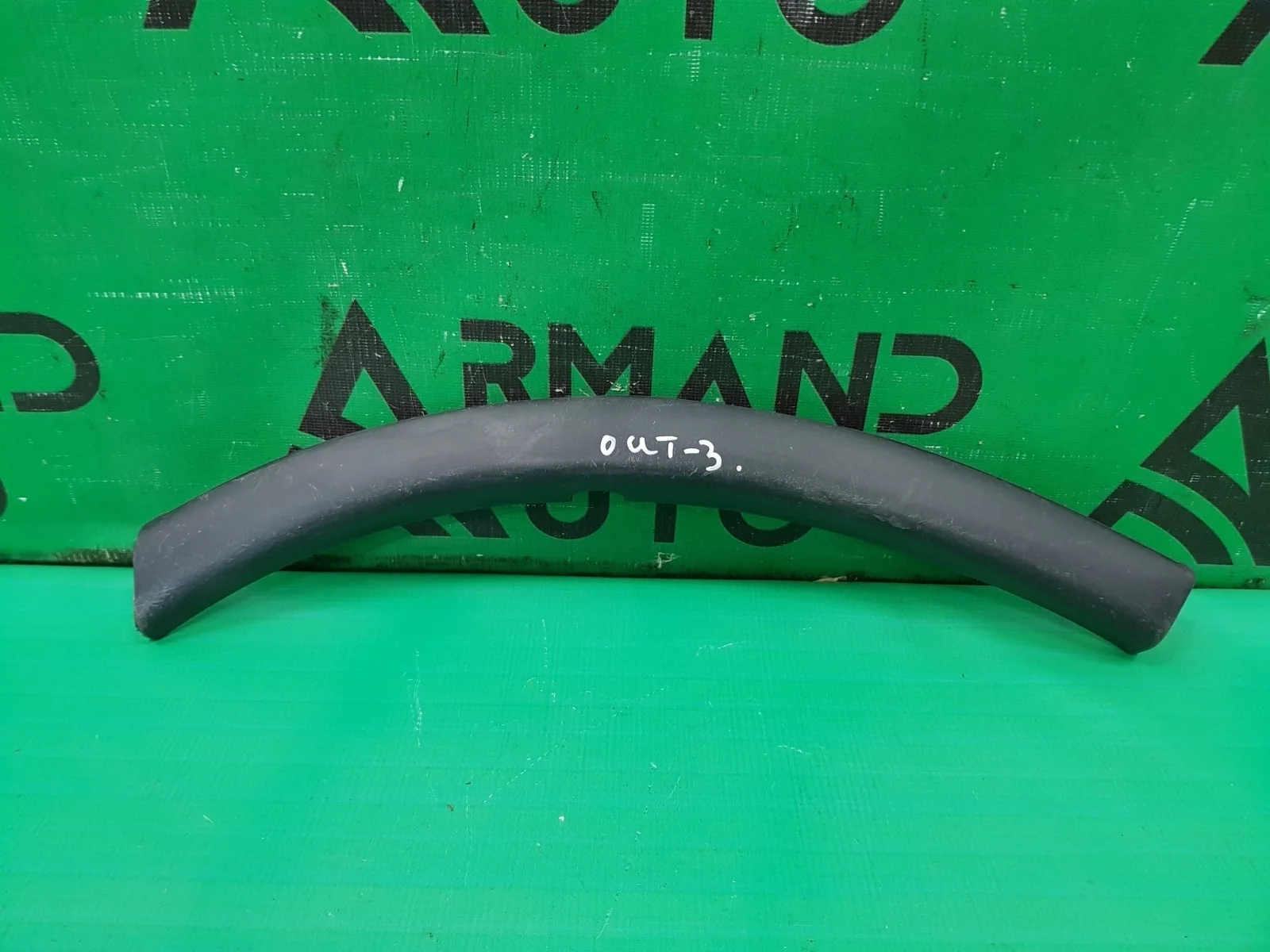 Расширитель бампера MITSUBISHI OUTLANDER 2014-2018 3