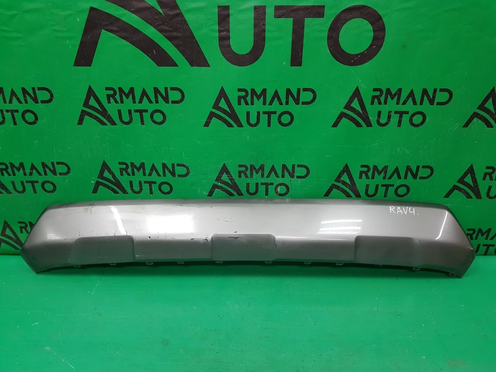 Накладка бампера TOYOTA RAV4 2018-нв 5 XA50