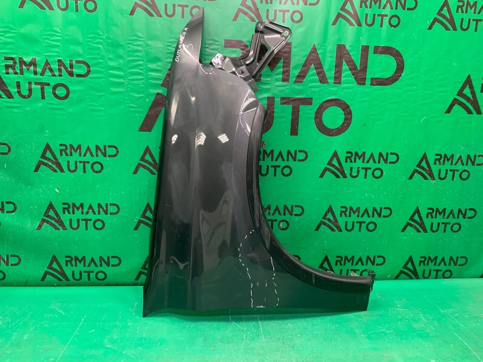 Крыло MITSUBISHI OUTLANDER 2015-нв 3