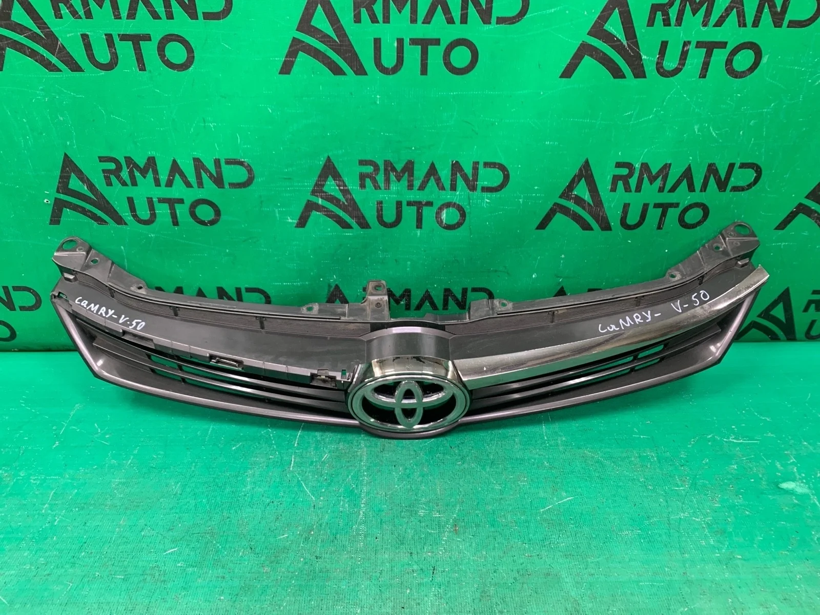 Решетка радиатора TOYOTA CAMRY 2014-2017 XV50