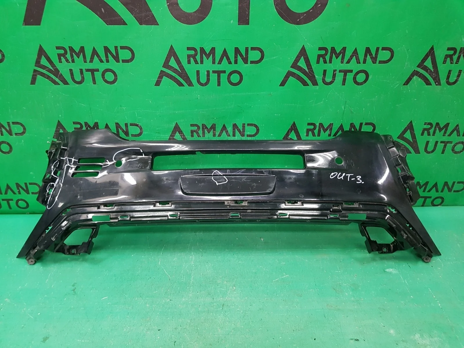 Накладка бампера верхняя MITSUBISHI OUTLANDER 2018 3