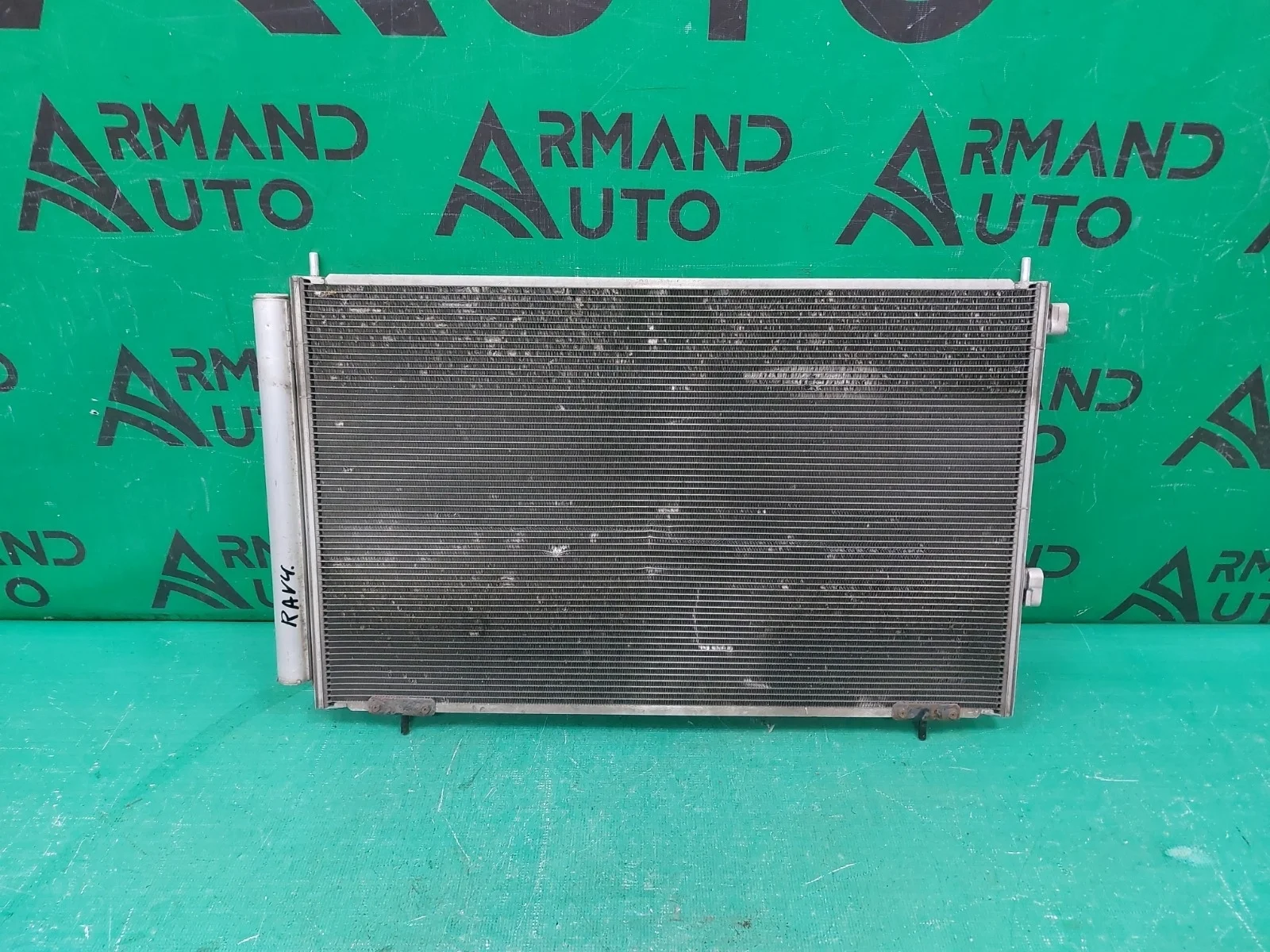 Радиатор кондиционера TOYOTA RAV4 2012-2019 CA40