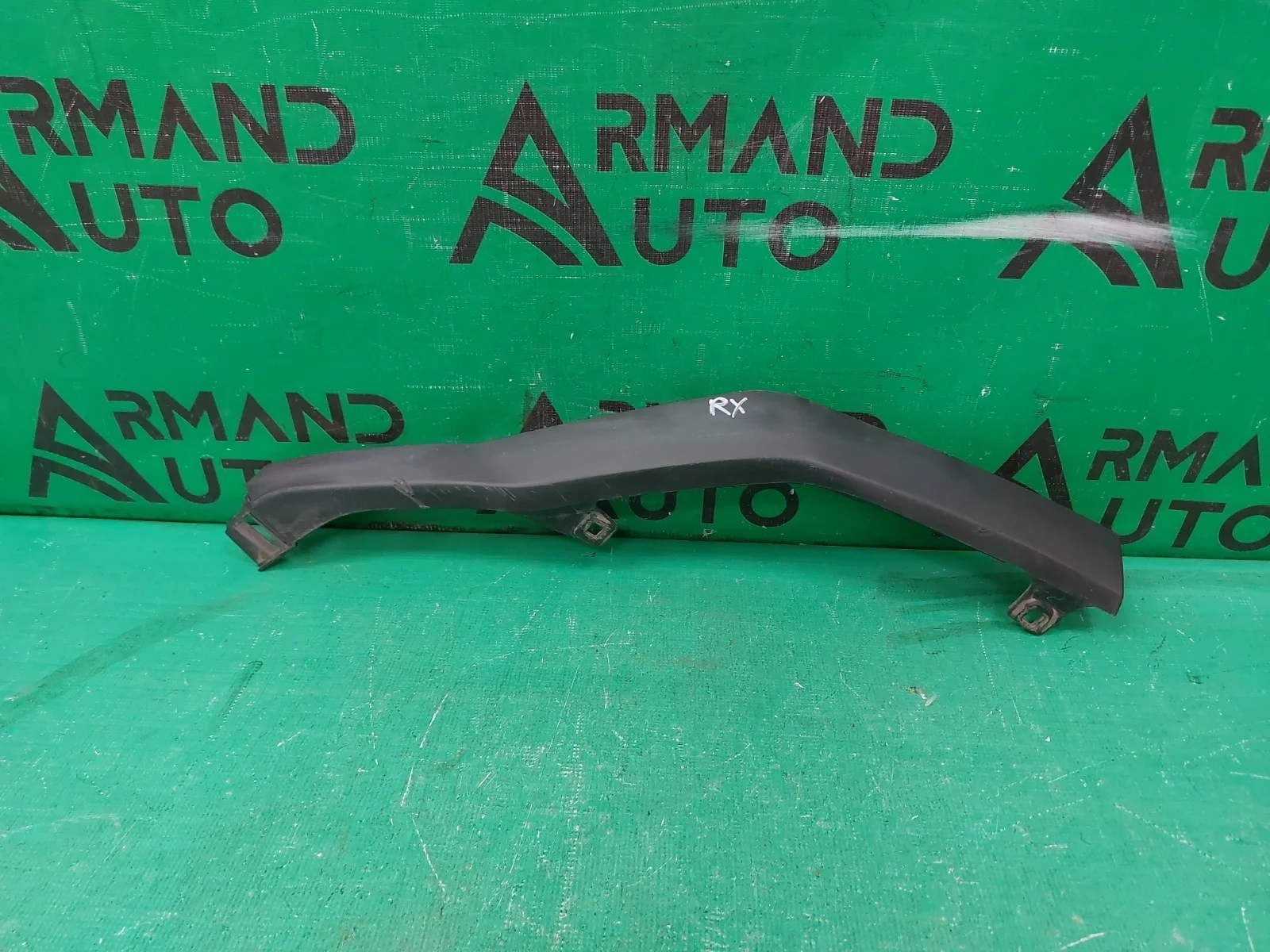 Накладка бампера LEXUS RX 2015-2019 4