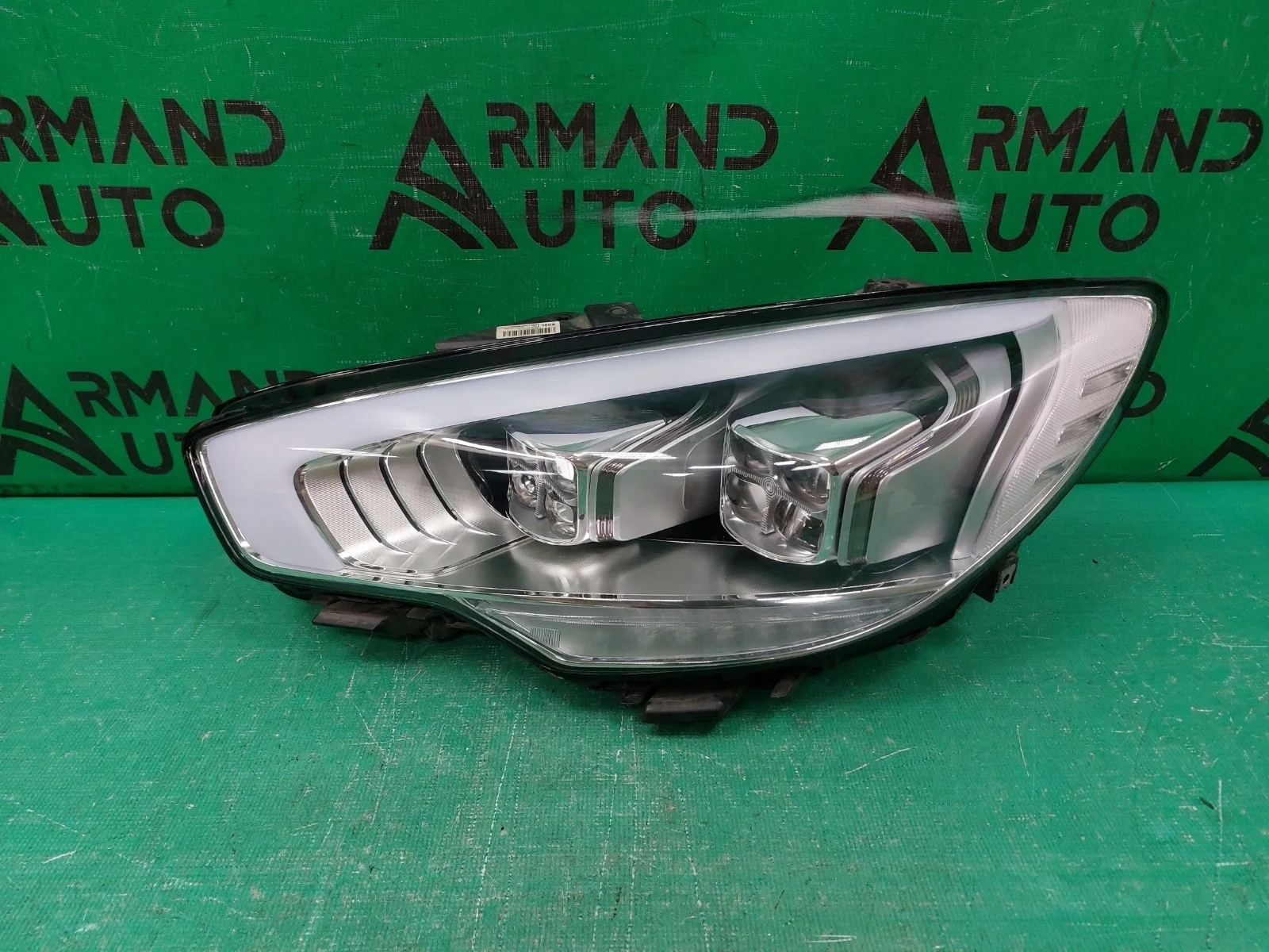 Фара KIA QUORIS 2012-2018