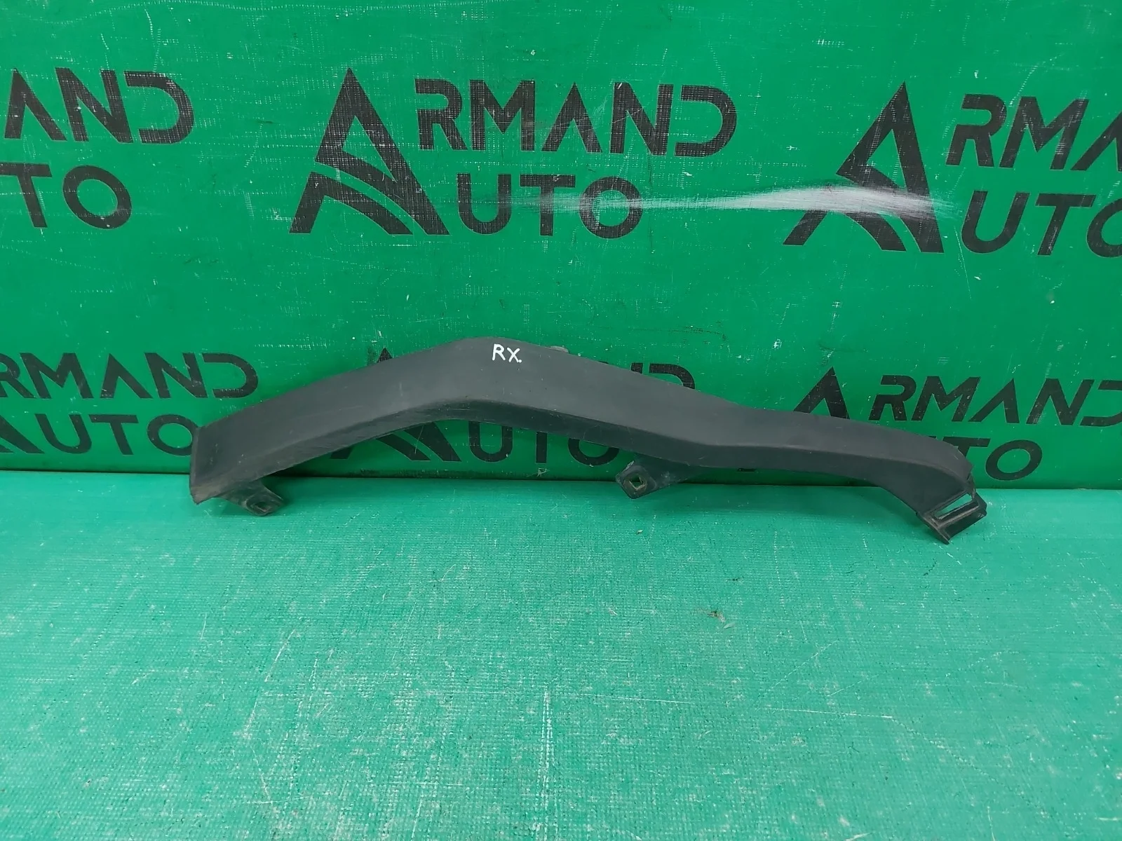 Накладка бампера LEXUS RX 2015-2019 4