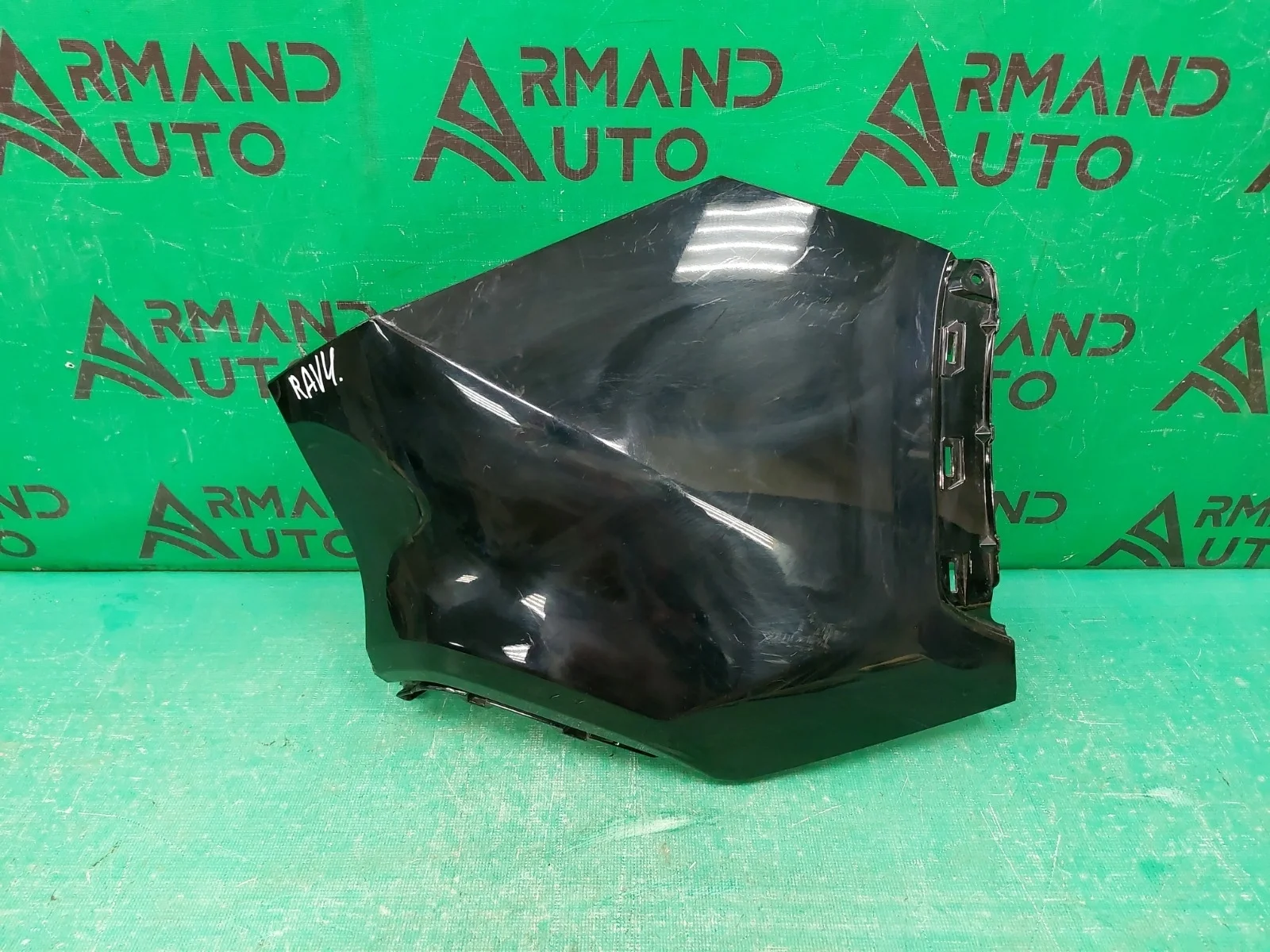 Бампер TOYOTA RAV4 2018-нв 5 XA50