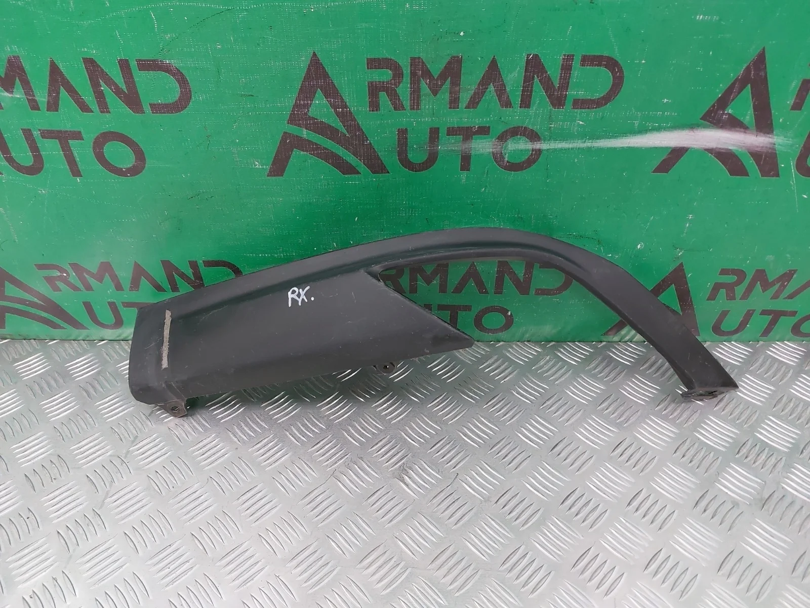 Накладка бампера нижняя LEXUS RX 2015-2019 4