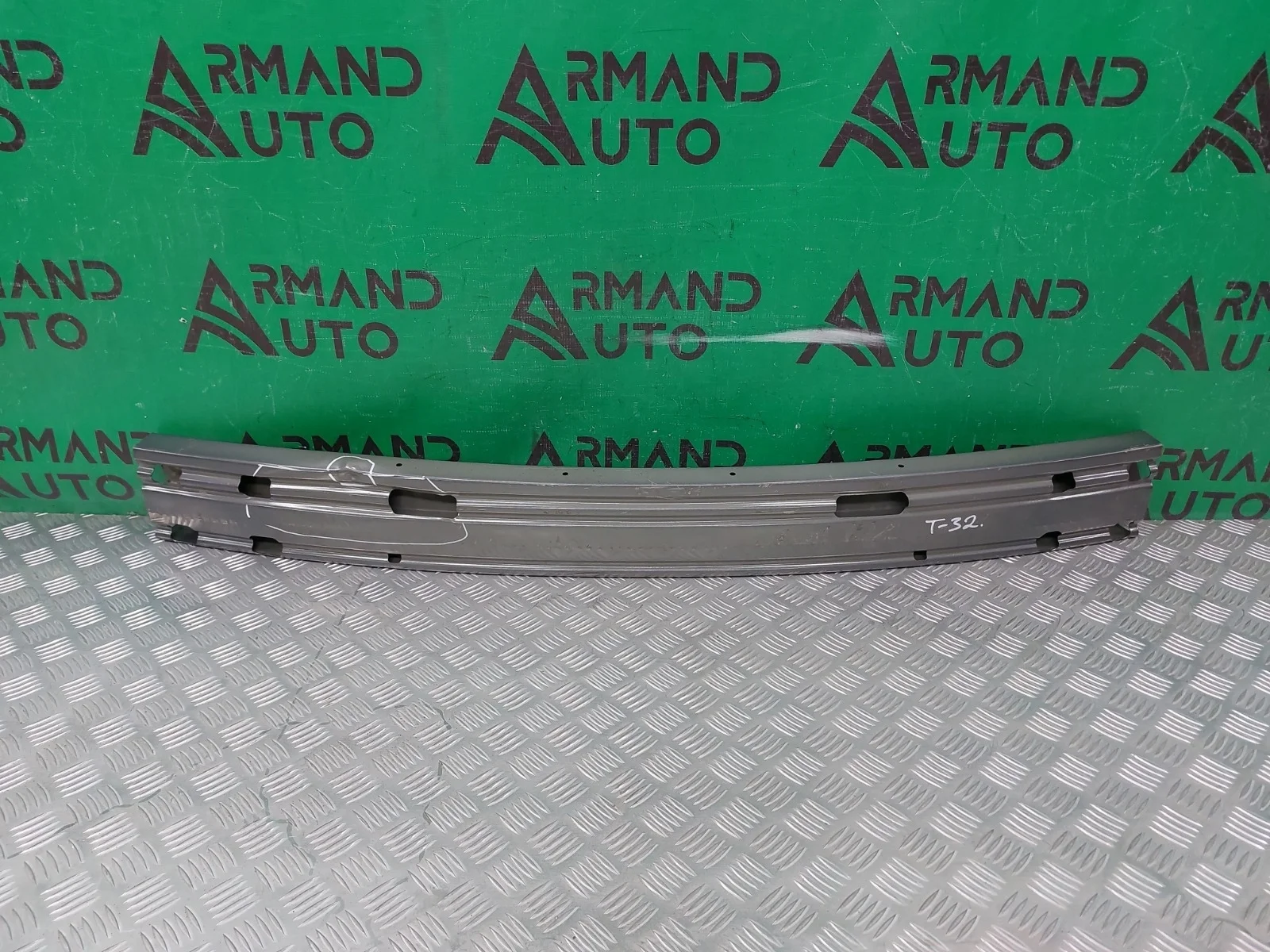 Усилитель бампера NISSAN X-TRAIL 2013-2022 T32