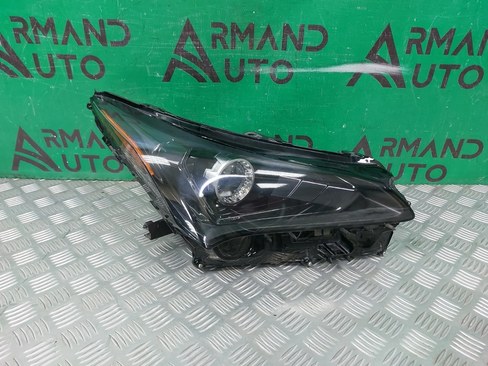 Фара LEXUS NX 2017-2021