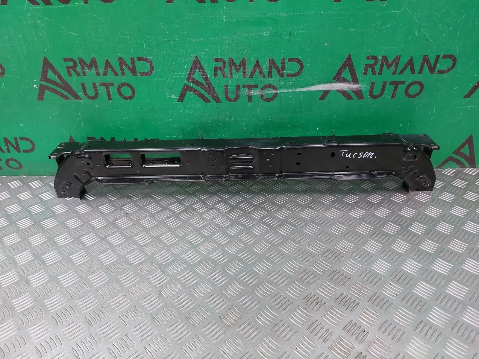 Панель передняя (суппорт радиатора) верхняя HYUNDAI TUCSON 2015-2021 3