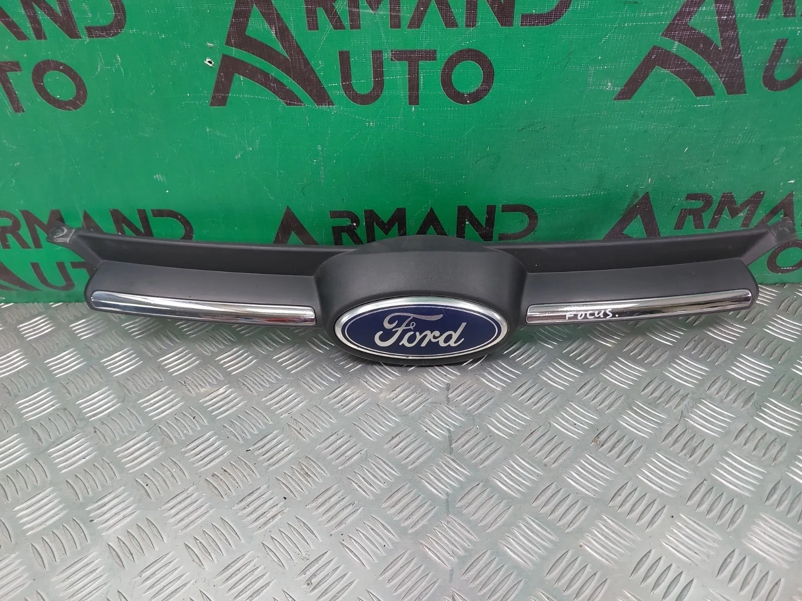 Решетка радиатора FORD FOCUS 2011-2015 3
