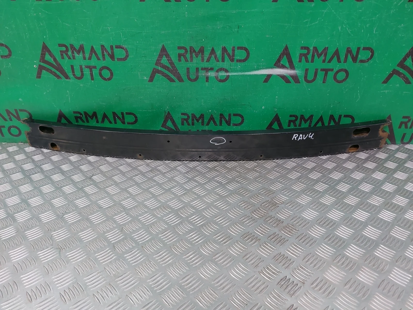 Усилитель бампера TOYOTA RAV4 2012-2019 CA40