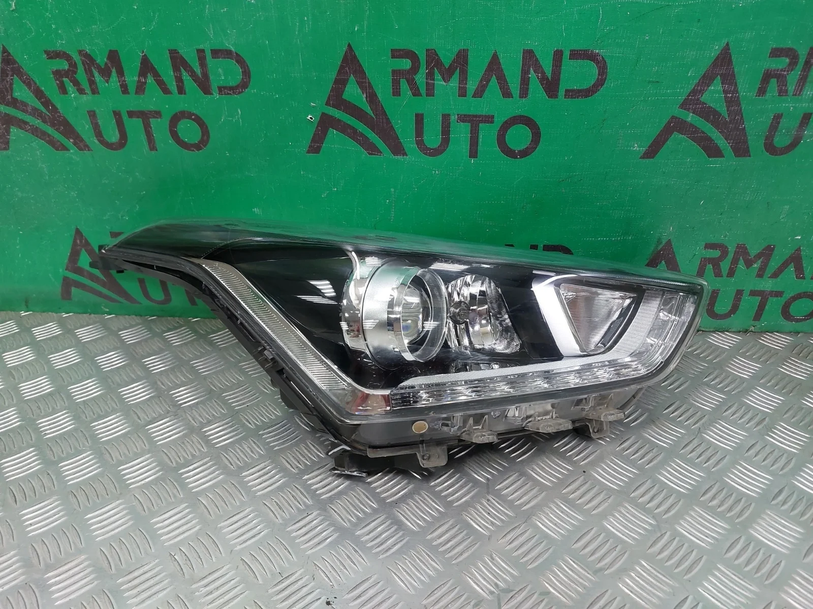 Фара HYUNDAI CRETA 2016-2021