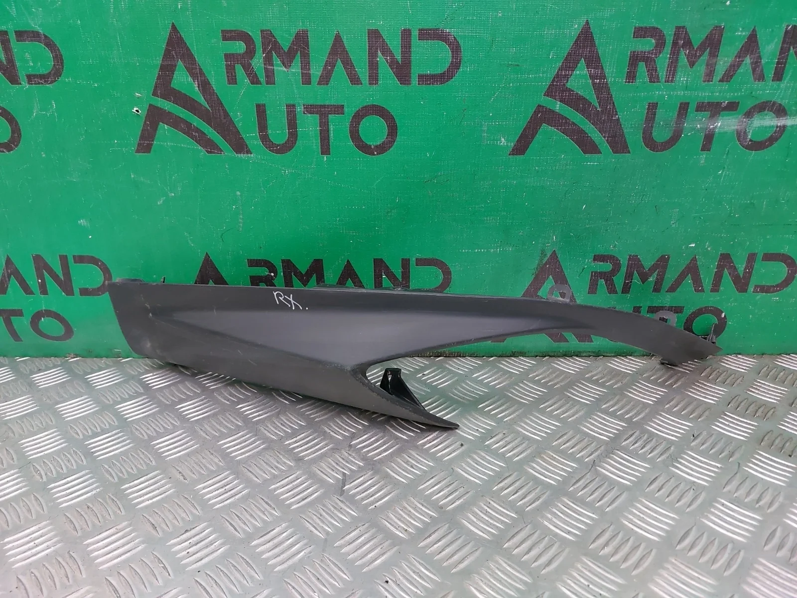 Накладка бампера нижняя LEXUS RX 2015-2019 4