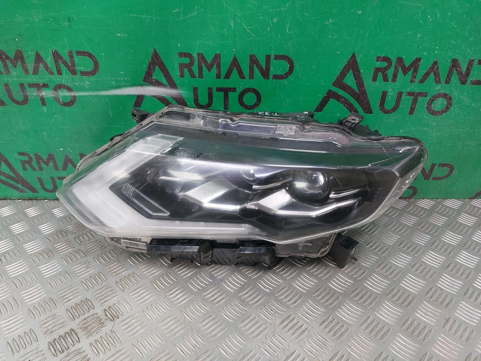 Фара Nissan X-Trail 2017-2022 3 T32