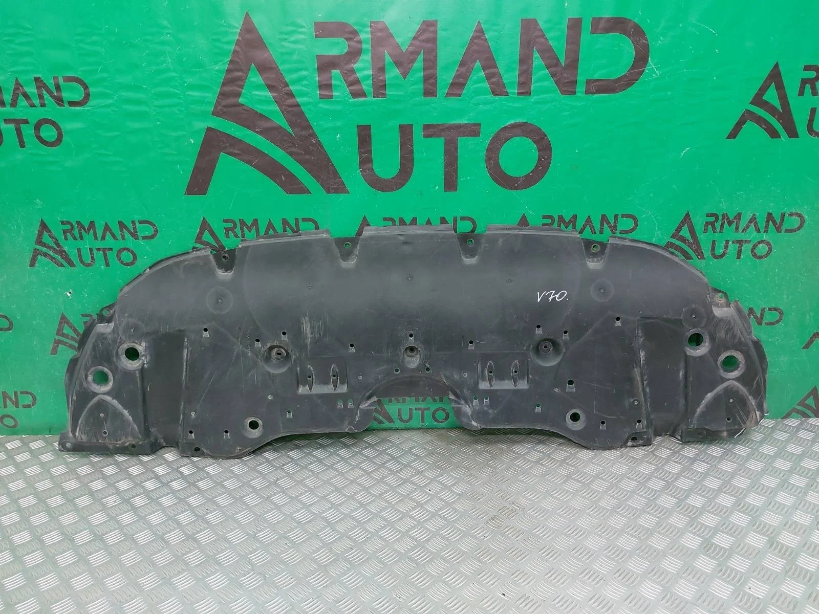 Пыльник бампера Toyota Camry 2017-2021 8 XV70