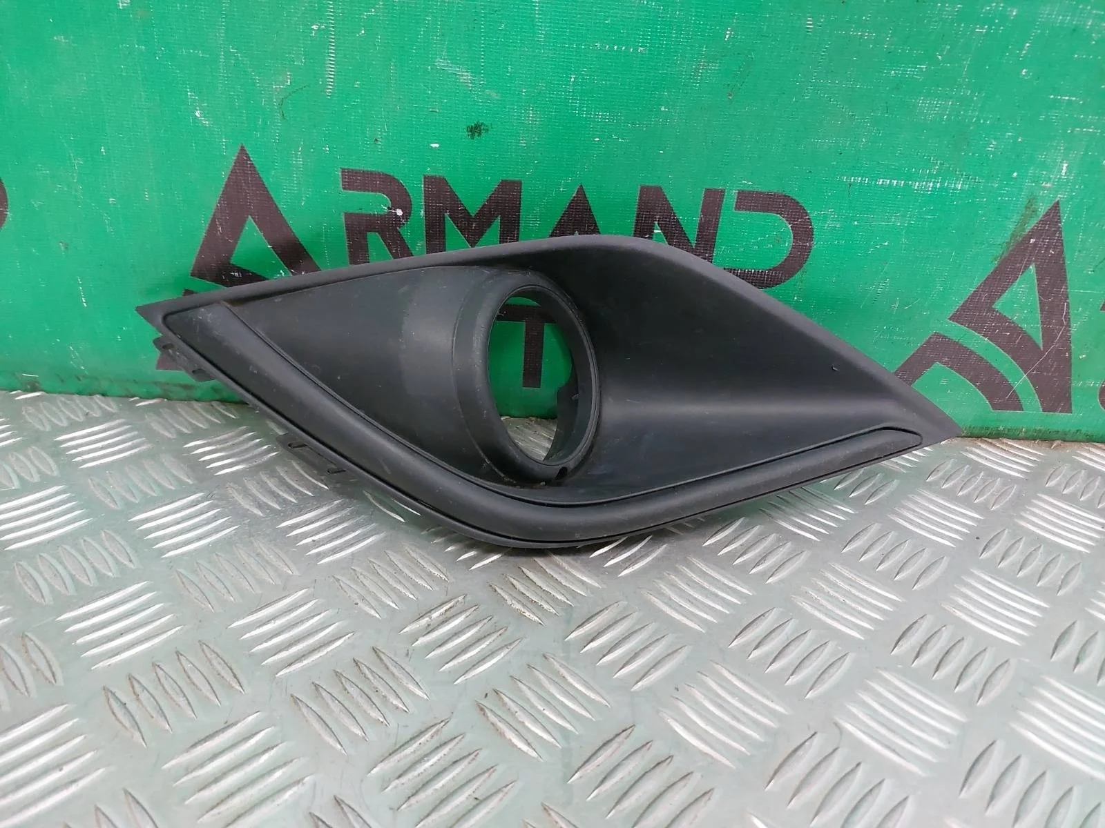 Окантовка птф Mitsubishi Outlander 2018-нв 3