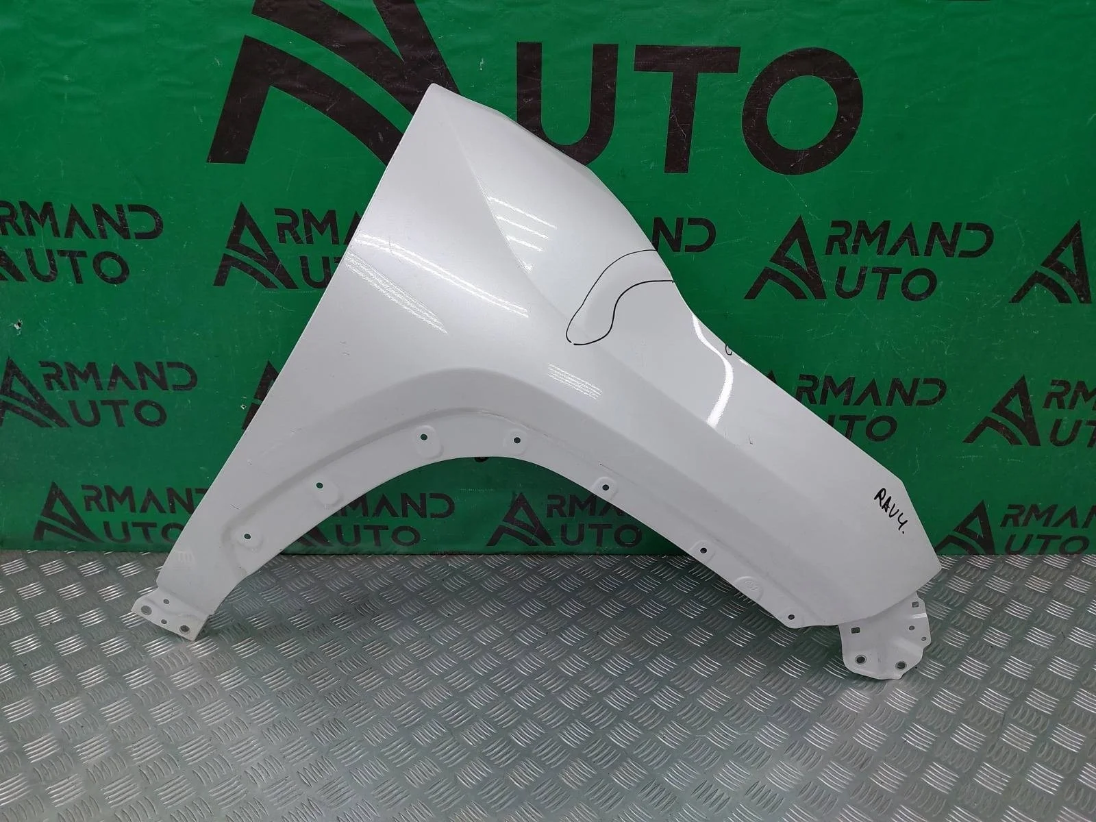 Крыло Toyota RAV4 2018-нв 5 XA50