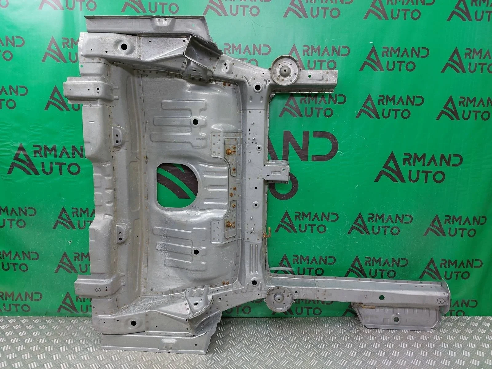 Панель пола Hyundai Solaris 2017-нв