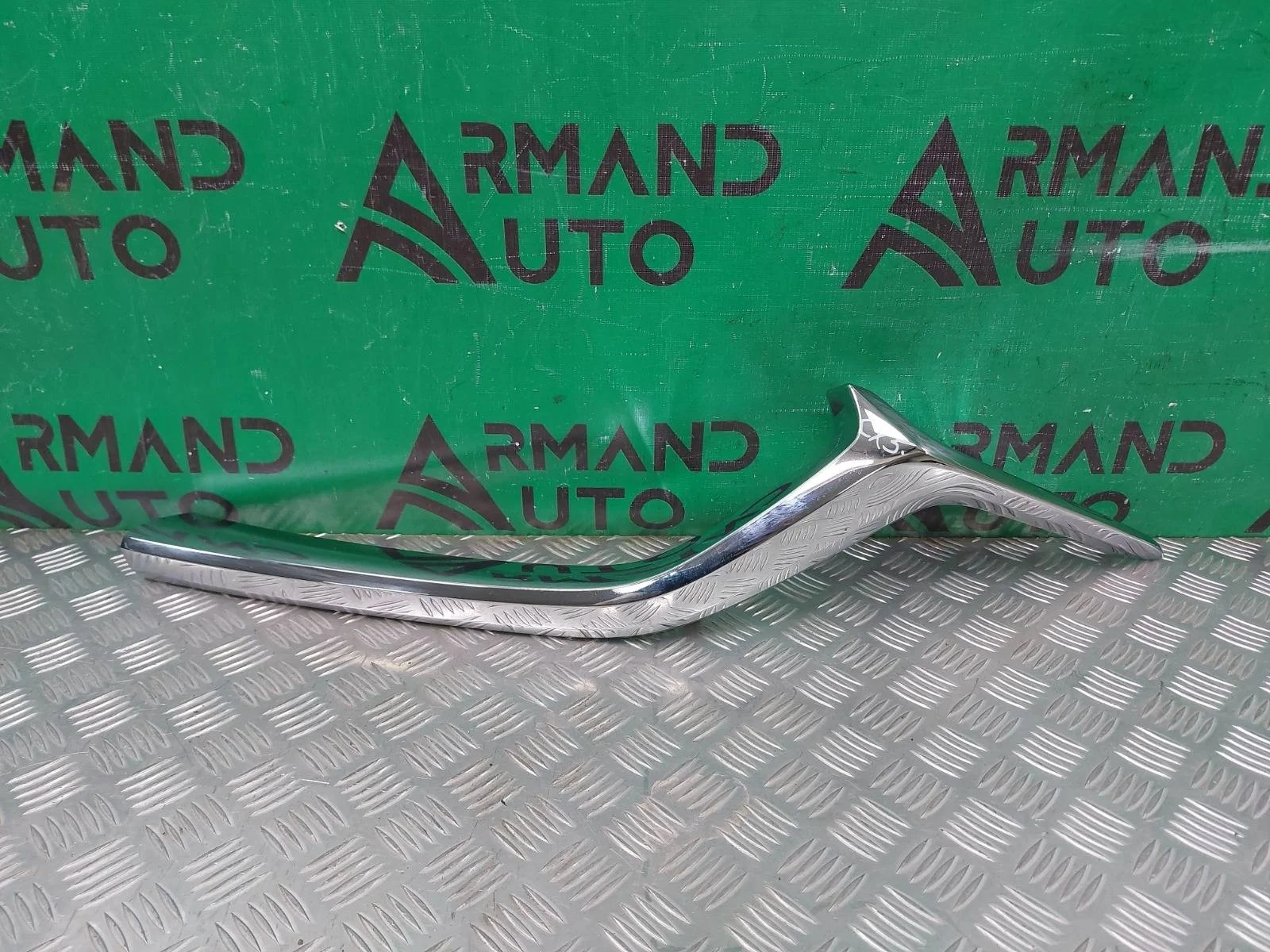 Накладка решетки радиатора Mazda CX-5 2017-нв