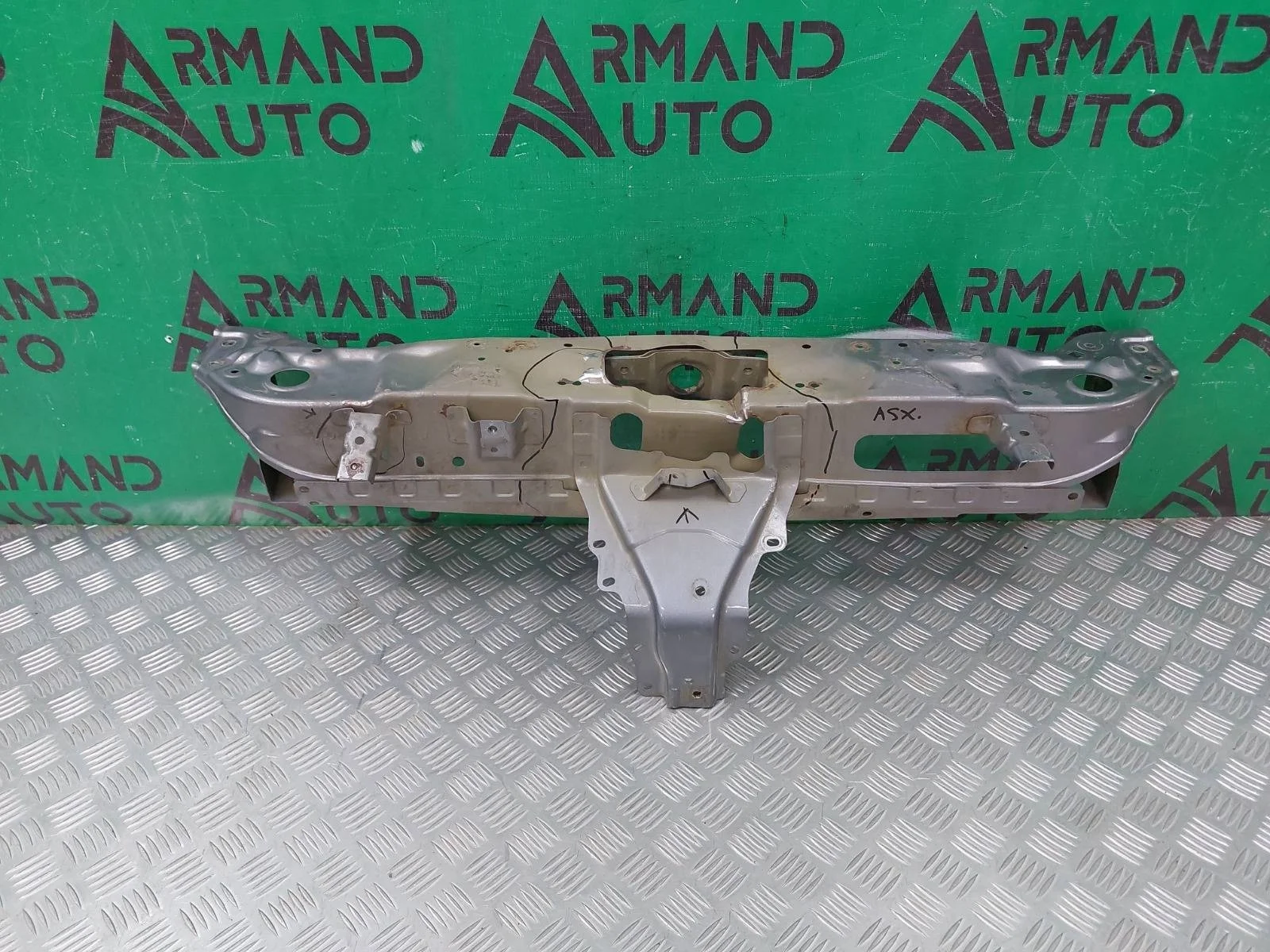 Панель передняя (суппорт радиатора) Mitsubishi ASX 2010-2020 GA0