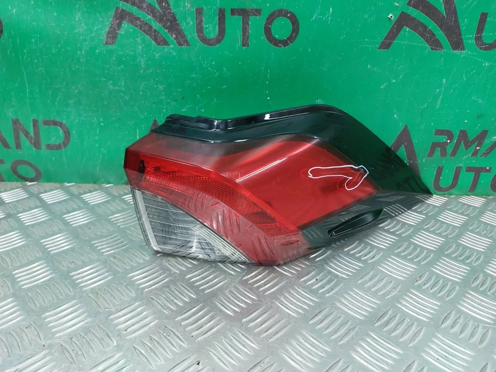 Фонарь внешний Toyota RAV4 2018-нв 5 XA50