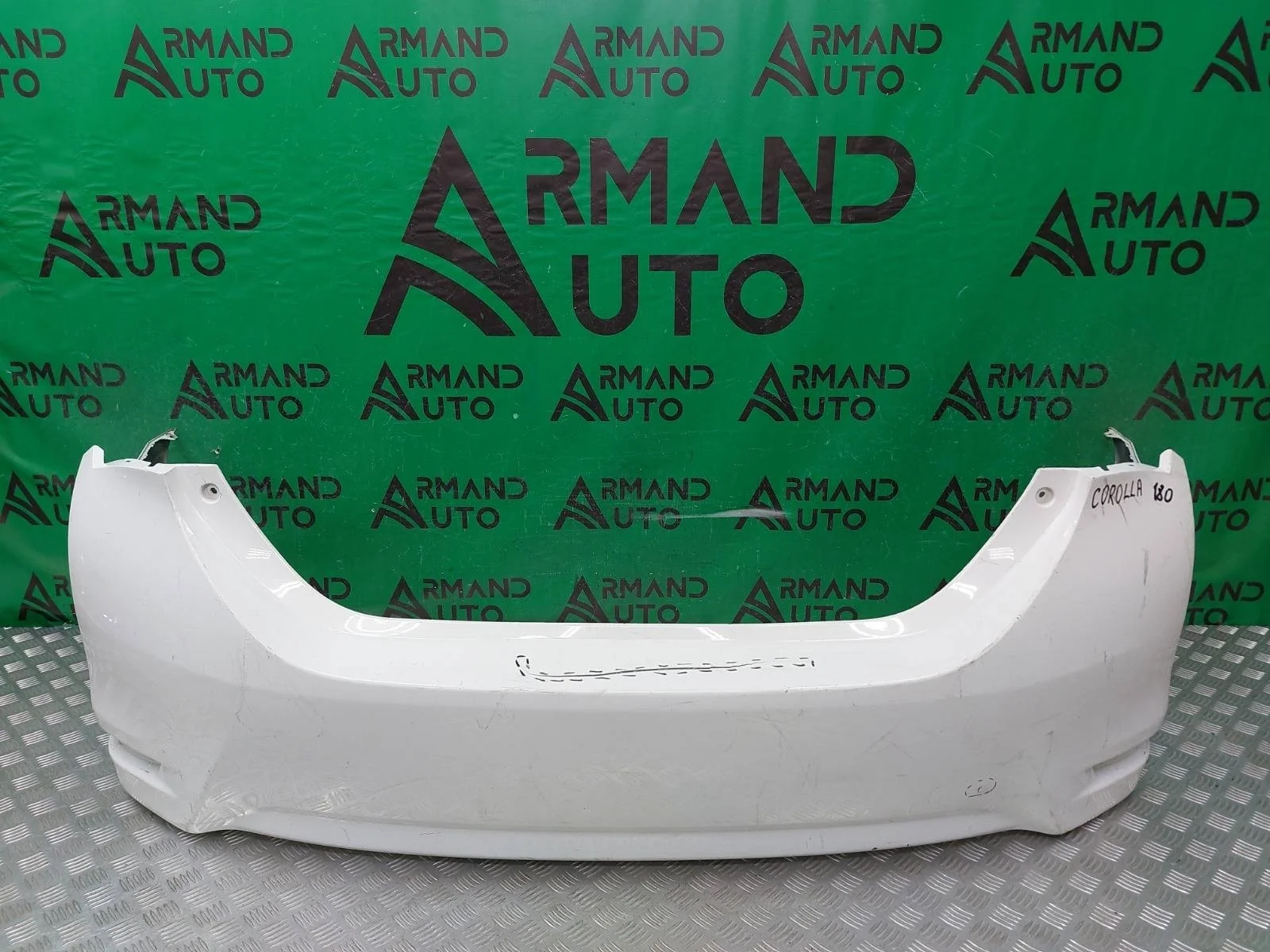 Бампер Toyota Corolla 2012-2019 11 E160 E170 E180